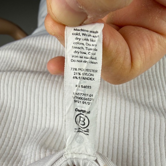 Athleta Ribbed V‑Neck Short Sleeve T‑Shirt Womens M White Soft Stretch Top - Picture 8 of 9